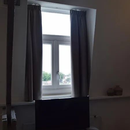 Apartment Expat Housing