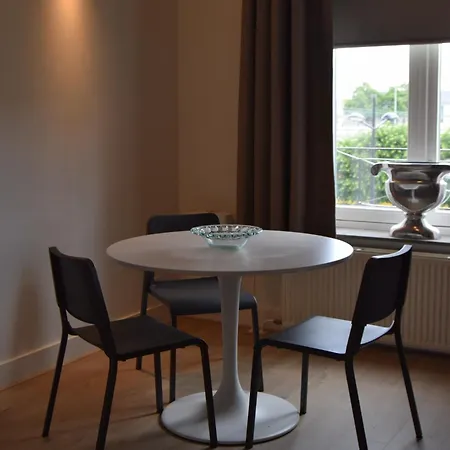 Expat Housing